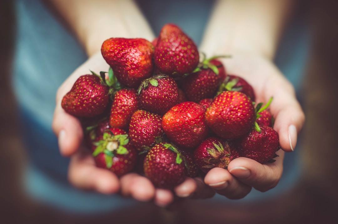 découvrez tout ce qu'il faut savoir sur les colorants alimentaires : types, usages, avantages et inconvénients. apprenez à les choisir pour vos recettes et à ajouter une touche de couleur à vos plats tout en préservant votre santé.